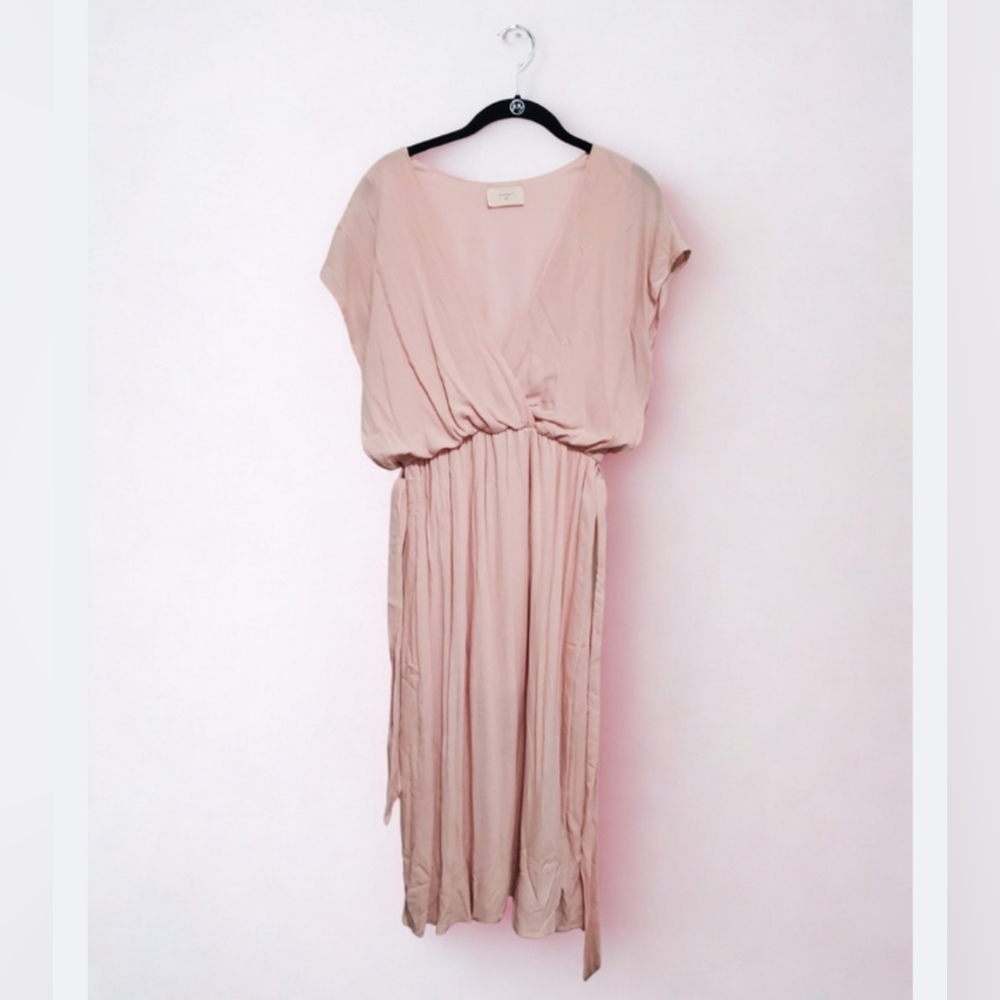 Romantic Pale or Light Pink Flowy Dress Size M